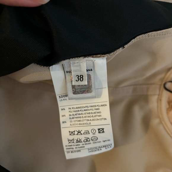 D&G fitted dress size 38 - Picture 4 of 4